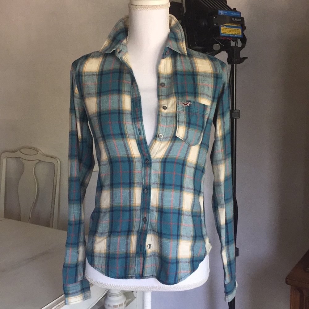 ♥️HOLLISTER shirt♥️